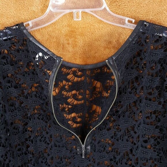 JOIE Womens Top Medium Black Crochet Lace Faux Leather Trim Zip Back Knit - Picture 9 of 10